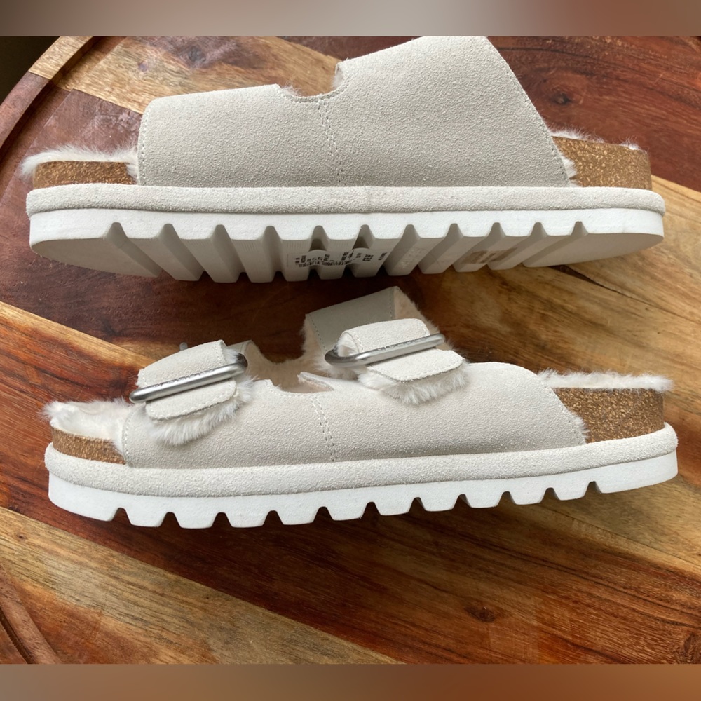 JSLIDES sandals, fur lined slides, unisex, platform.